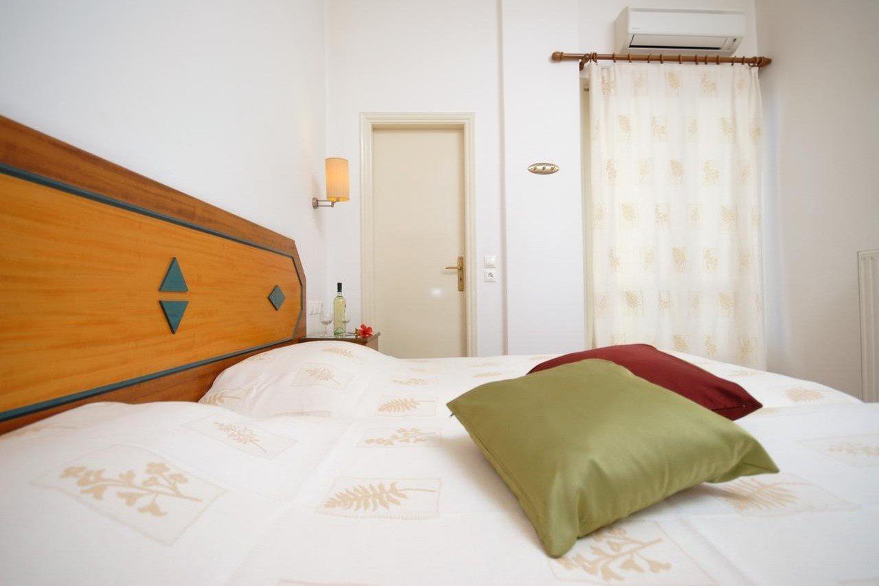 Barbouni Hotel & Studios Naxos City Екстер'єр фото