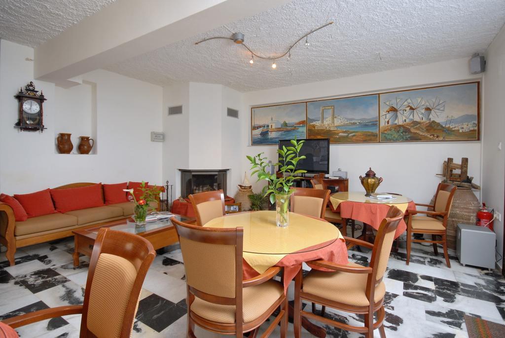 Barbouni Hotel & Studios Naxos City Екстер'єр фото