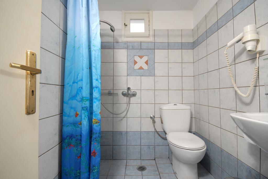 Barbouni Hotel & Studios Naxos City Номер фото