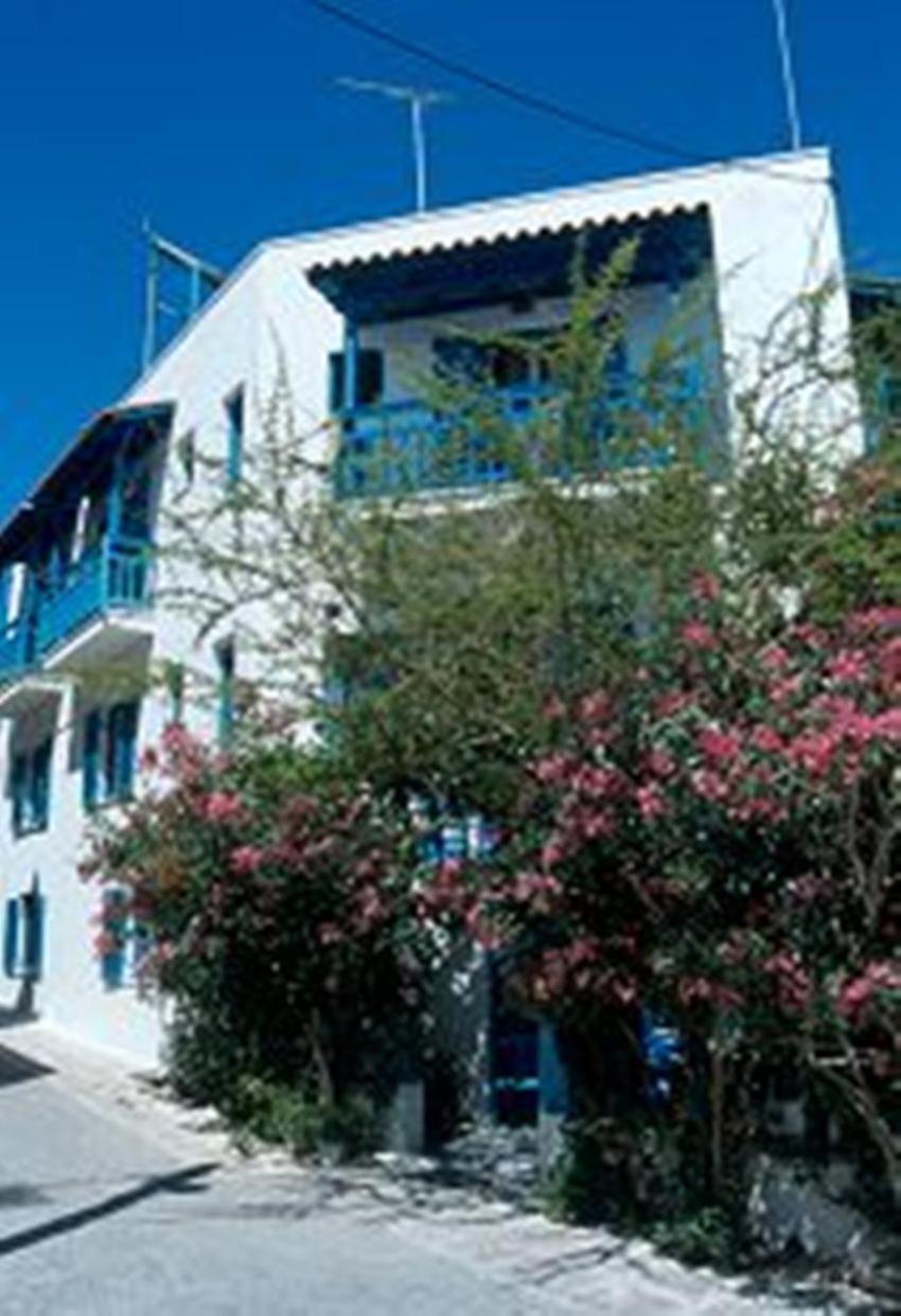 Barbouni Hotel & Studios Naxos City Екстер'єр фото